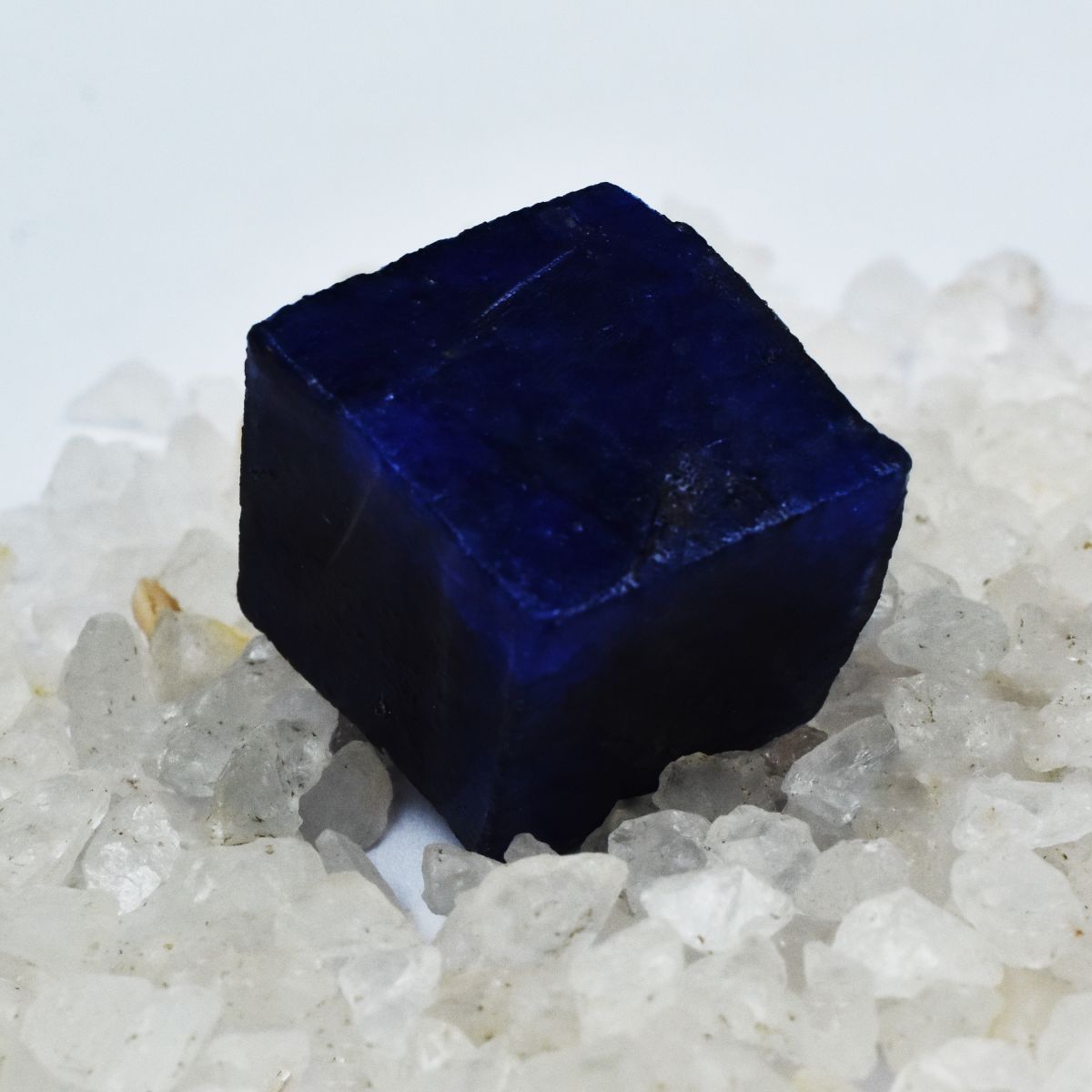 Natural Blue Tanzanite 110.95 Ct Loose Gemstone CERTIFIED Uncut Raw Rough