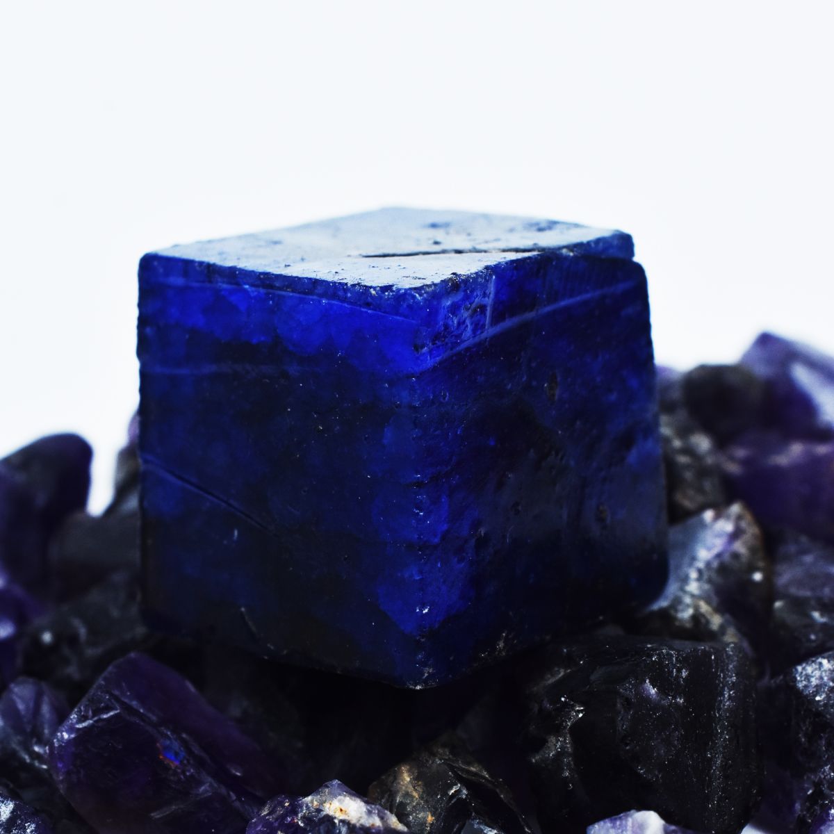 Natural Blue Tanzanite 110.95 Ct Loose Gemstone CERTIFIED Uncut Raw Rough