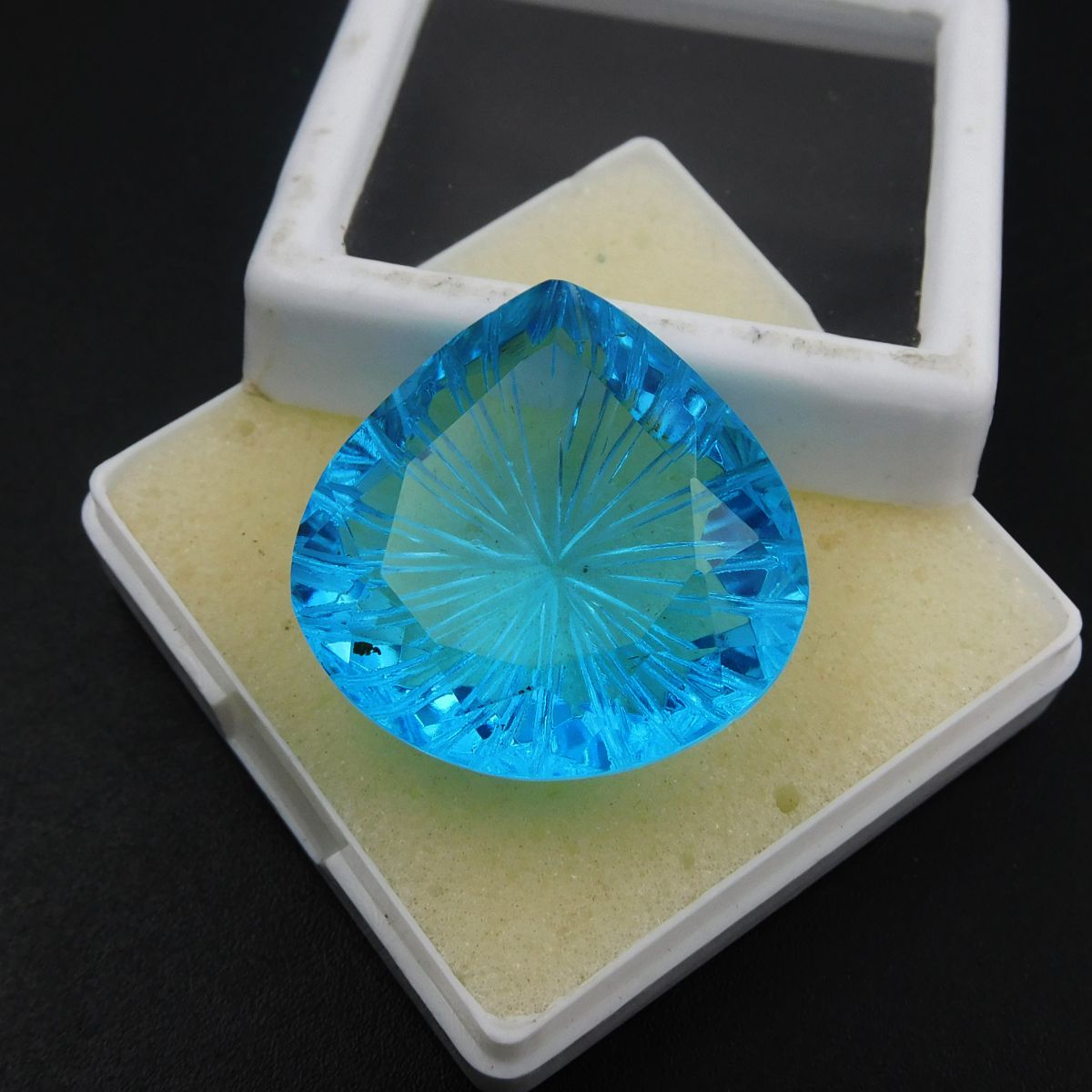 48.90 Ct Natural Loose Gemstone CERTIFIED Pear Cut Lite Blue Quartz For Pendent