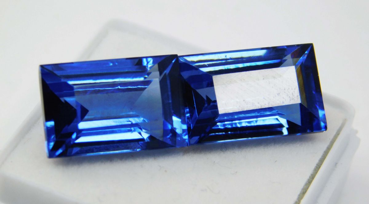 21 Ct Natural Blue Sapphire CERTIFIED Baguette Shape Loose Gemstone