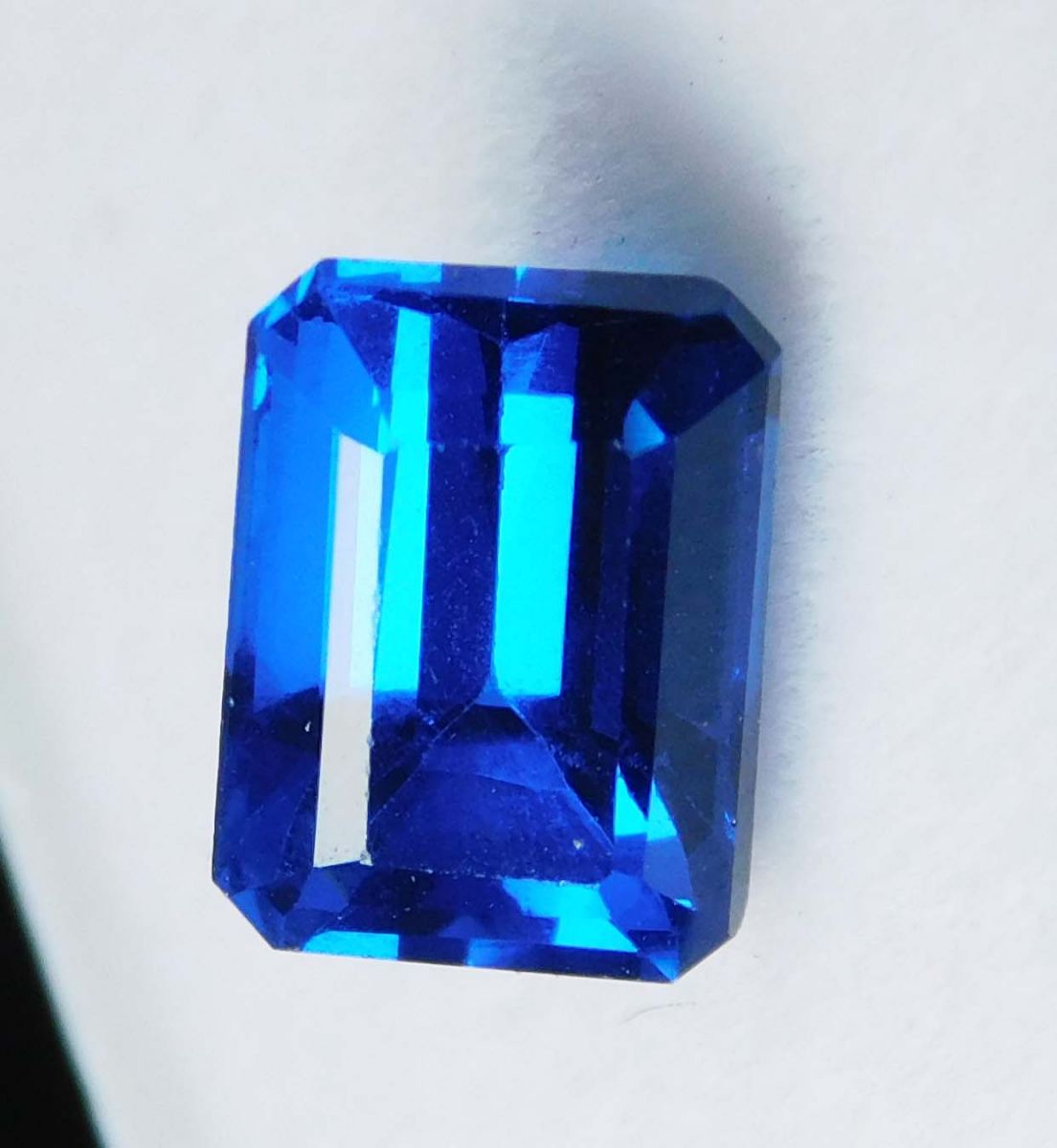 Natural Ring Size Sapphire Blue Emerald Shape 2 Ct Certified Loose Gemstones