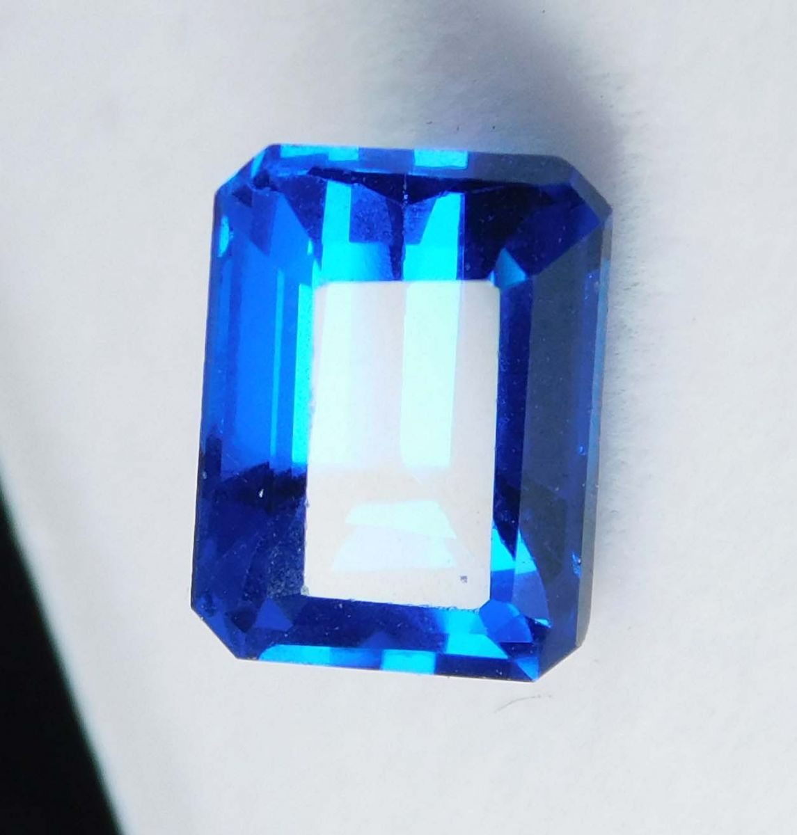 Natural Ring Size Sapphire Blue Emerald Shape 2 Ct Certified Loose Gemstones