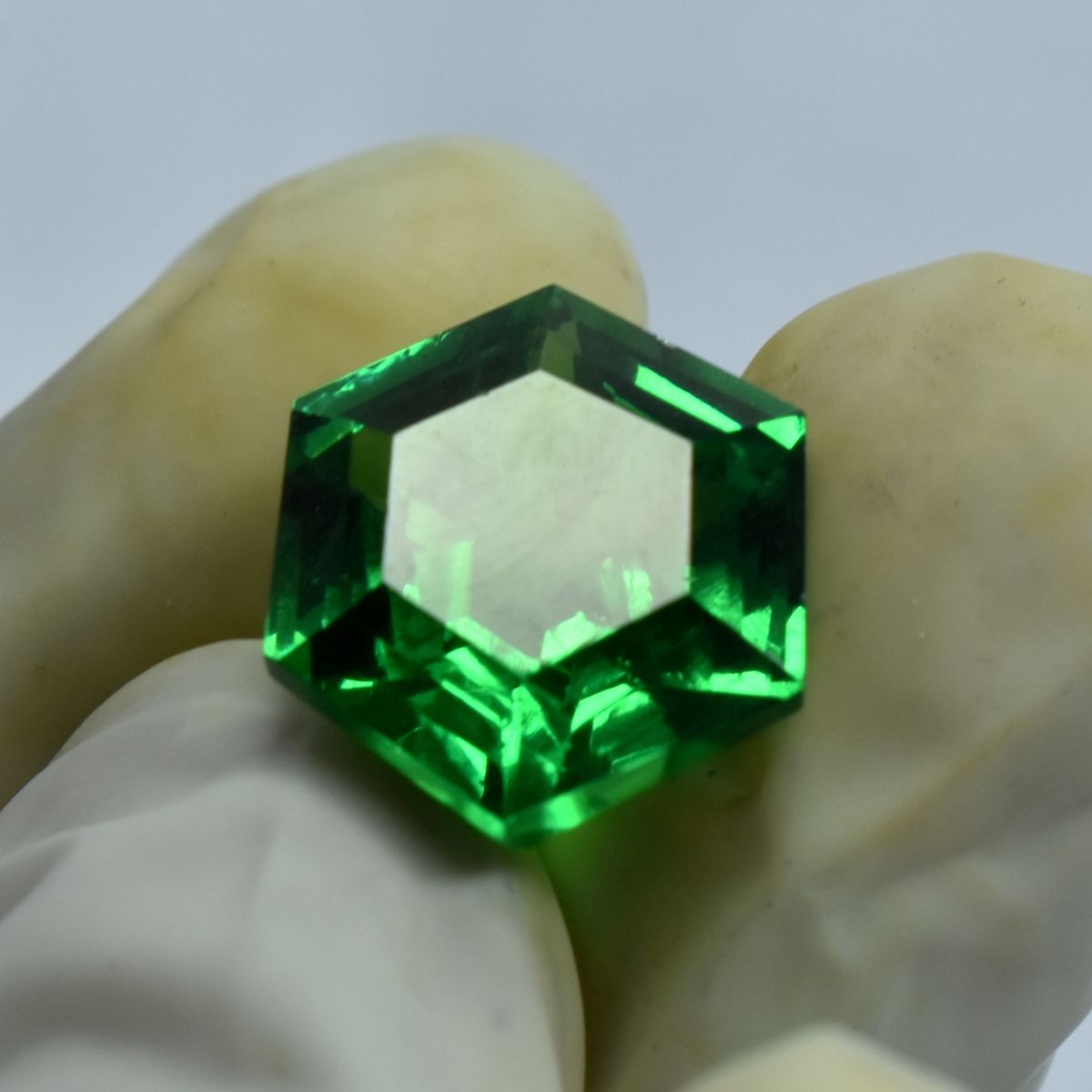 Amazing 10.10 Ct Natural Garnet Fancy Cut Green Color Loose Gemstone CERTIFIED.