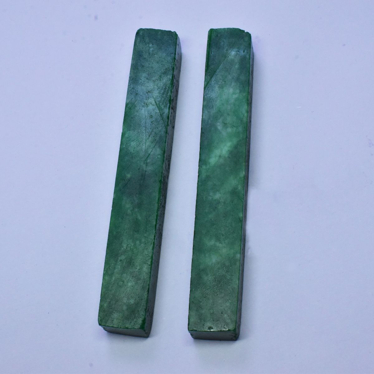 123.45 Ct Natural CERTIFIED Colombian Green Emerald Uncut Rough Loose Gemstone