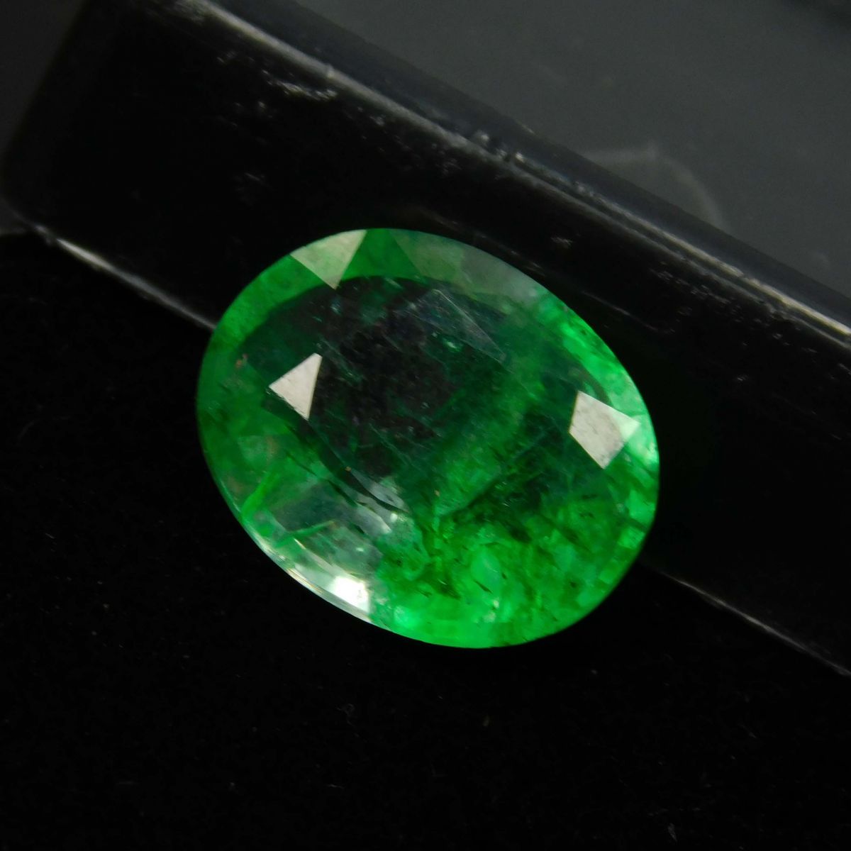 Emerald Oval Cut 12 Ct Natural Green Colombian CERTIFIED Loose Gemstone