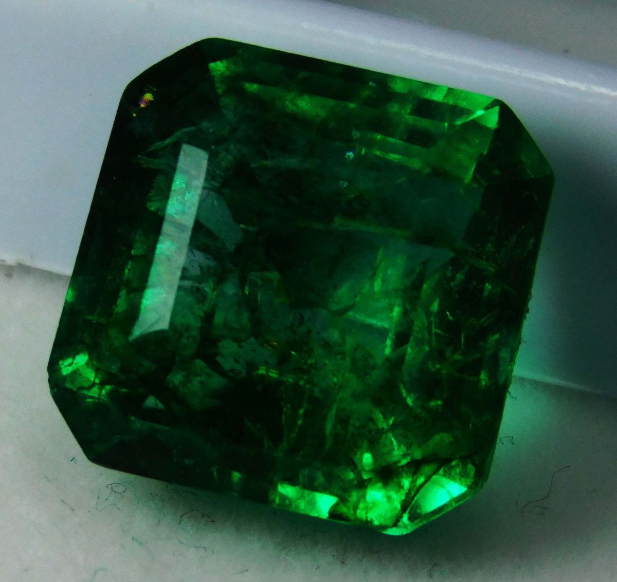 8 Carat Green Natural Colombian Emerald Loose Gemstone Square Cut CERTIFIED