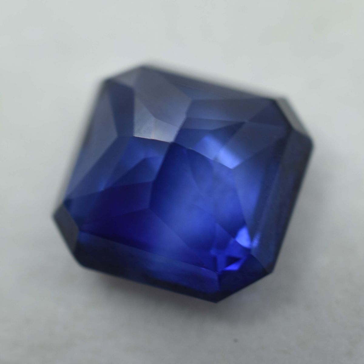 4.90 Carat Natural Certified Ceylon Blue Sapphire Square Shape Loose Gemstone