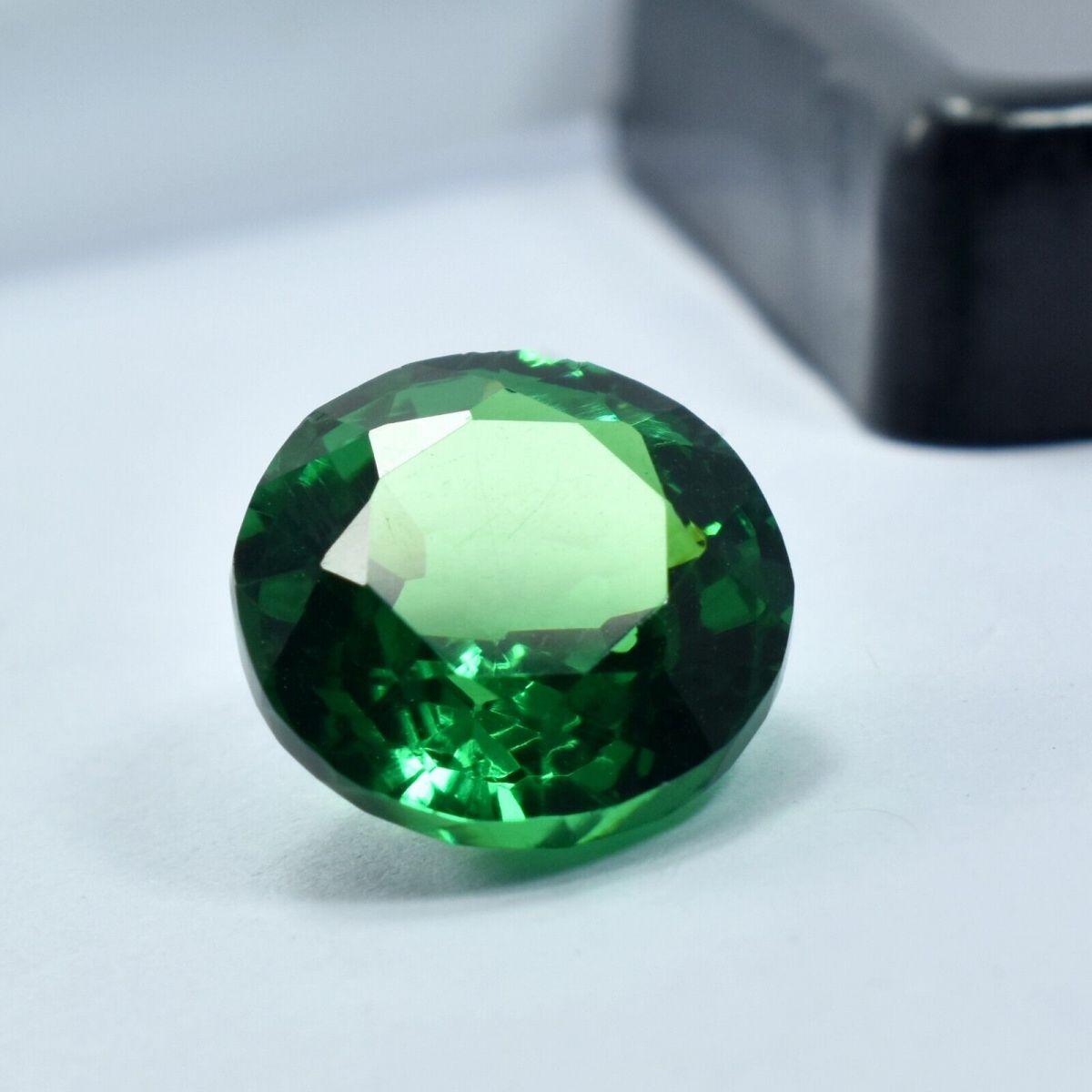 10.50 Ct NATURAL ROUND Cut Green Garnet Loose Gemstone CERTIFIED