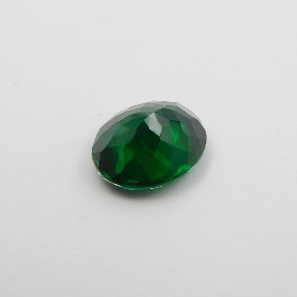 Excellent Oval Cut Green Garnet 5.55 Carat CERTIFIED Natural Loose Gemstone