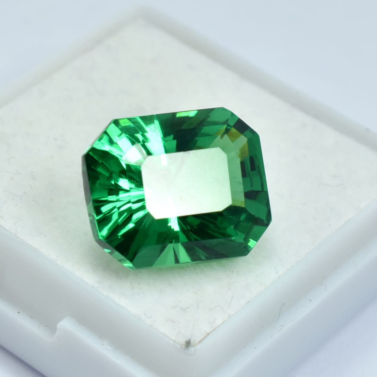 10.85 Ct Authentic Natural Garnet Emerald Shape Green CERTIFIED Loose Gemstone.