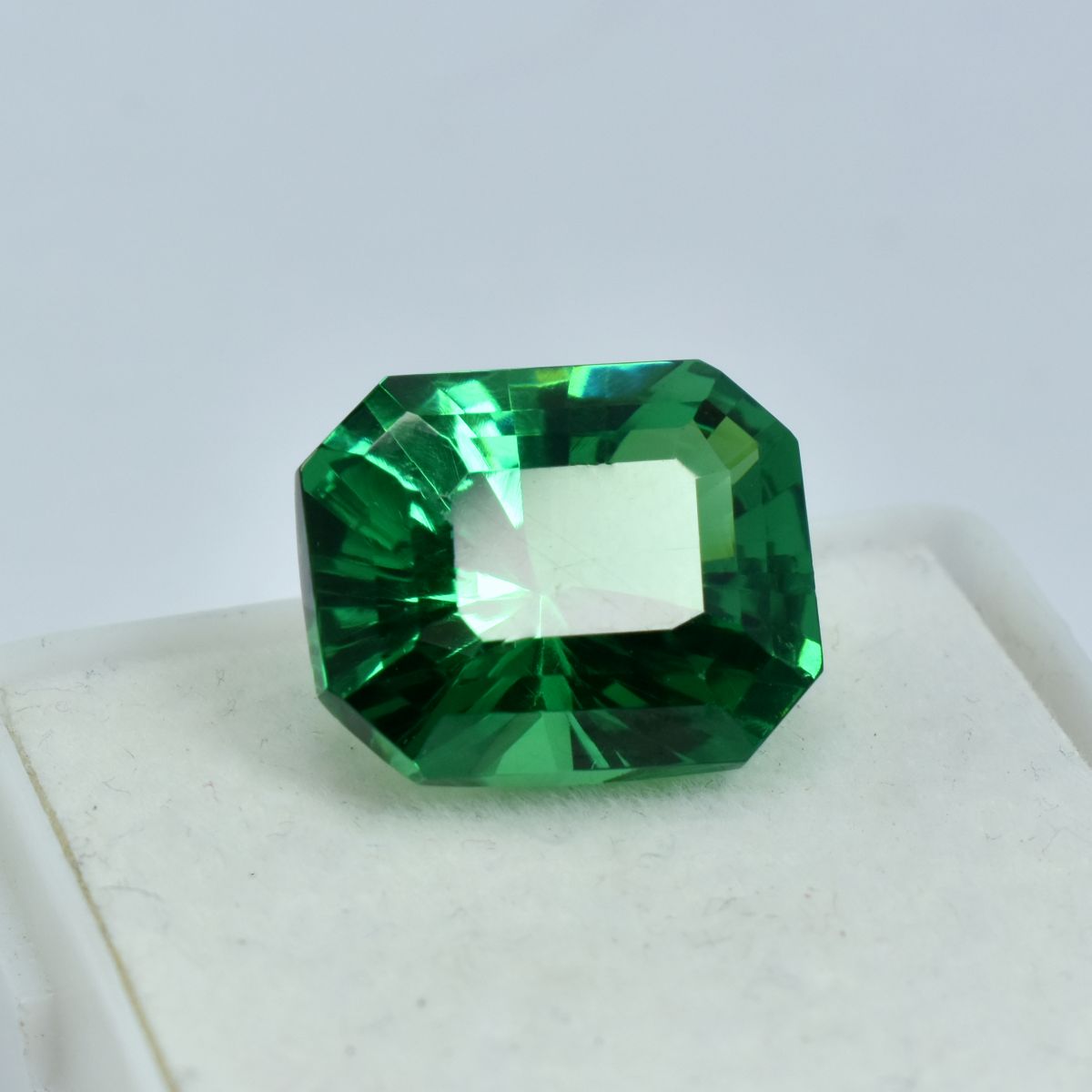 10.85 Ct Authentic Natural Garnet Emerald Shape Green CERTIFIED Loose Gemstone.