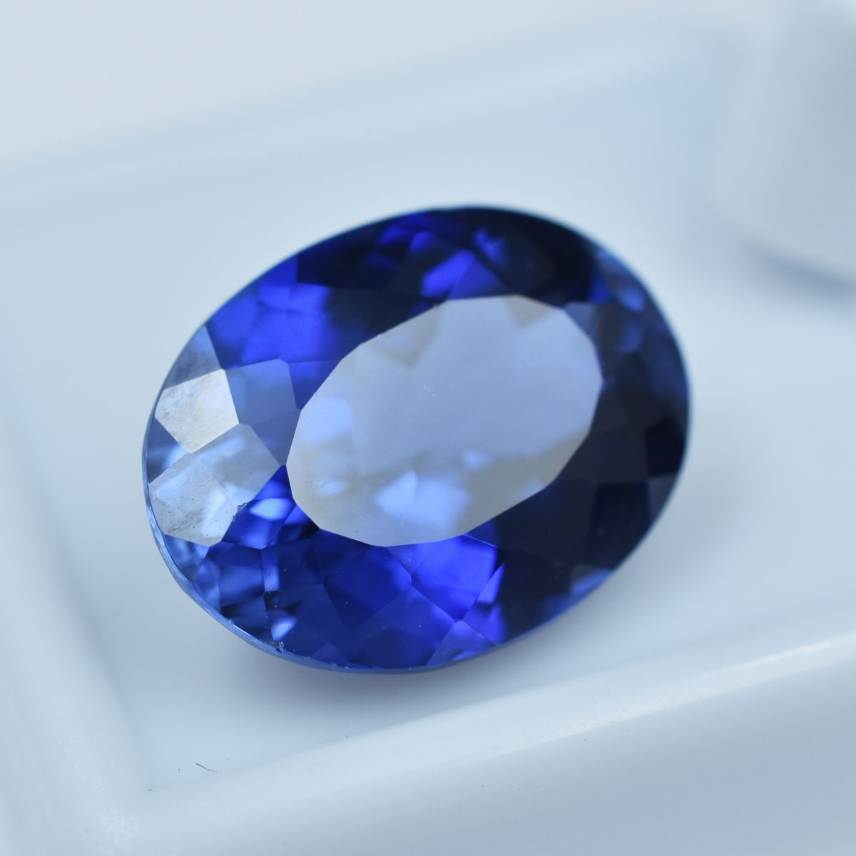 Extremely Blue Tanzanite Oval Cut Natural 11.80 Ct Loose Gemstone CERTIFIED