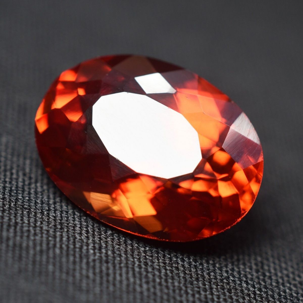 11.65 Ct Natural SAPPHIRE Gemstone CERTIFIED Orange Stone OVAL Jewelry Stone