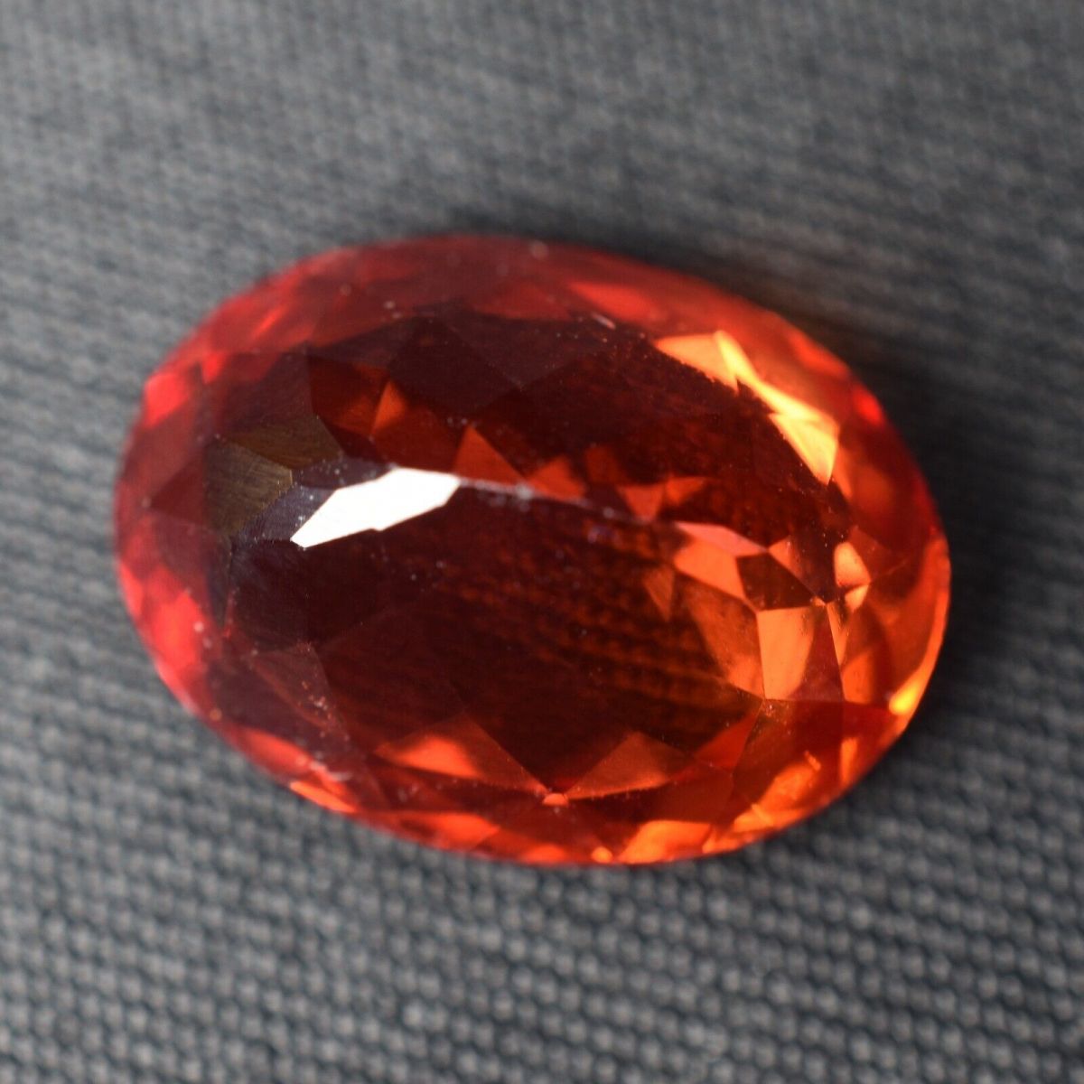 11.65 Ct Natural SAPPHIRE Gemstone CERTIFIED Orange Stone OVAL Jewelry Stone