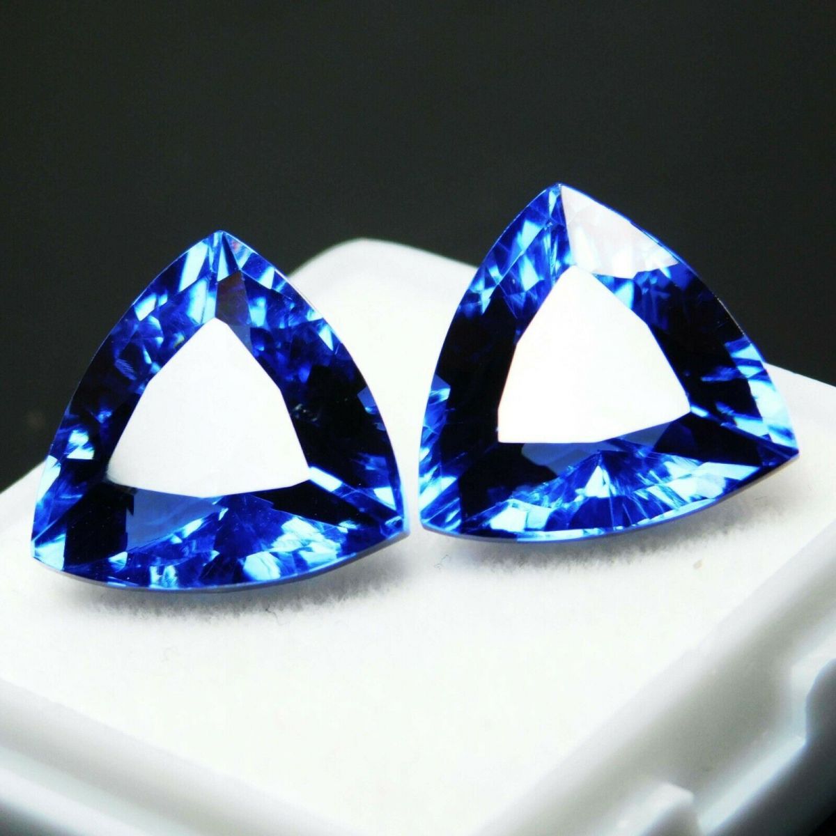 NATURAL Tanzanite Blue TRILLION Shape 8 Ct CERTIFIDE Loose Gemstones