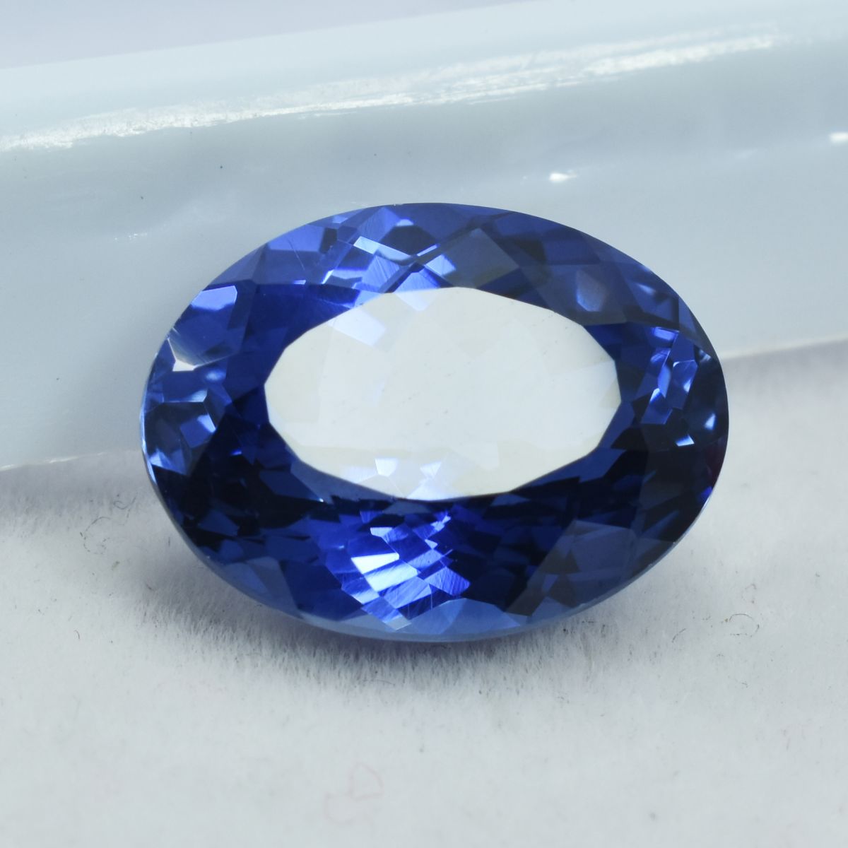 Blue Tanzanite CERTIFIED 8.65 Ct Natural Loose Gemstone Stunning Oval Cut.