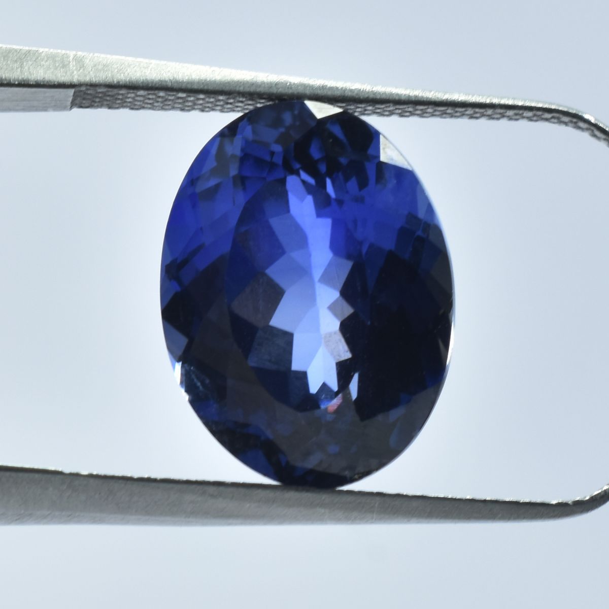 Blue Tanzanite CERTIFIED 8.65 Ct Natural Loose Gemstone Stunning Oval Cut.