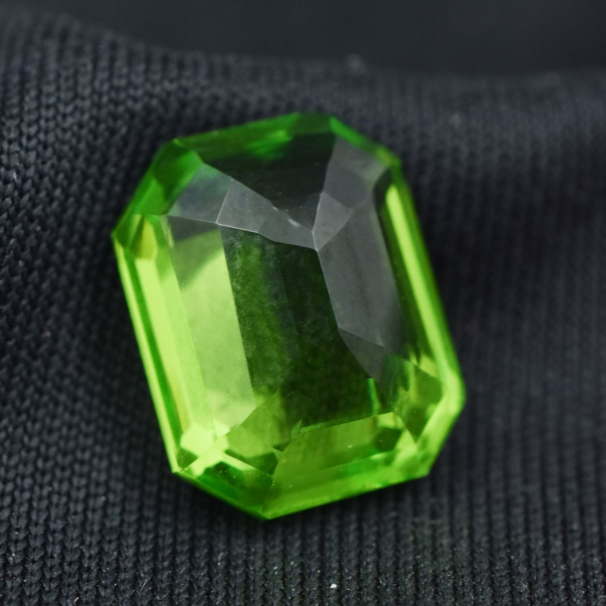 Attractive Green Peridot 10.40 Ct Natural Emerald Cut Loose Gemstone CERTIFIED