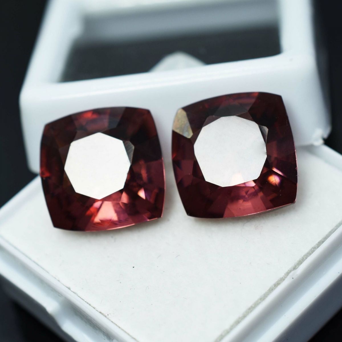 Natural Sapphire Padparadscha Square Cushion CERTIFIED 18.50 Ct Sapphire Stone