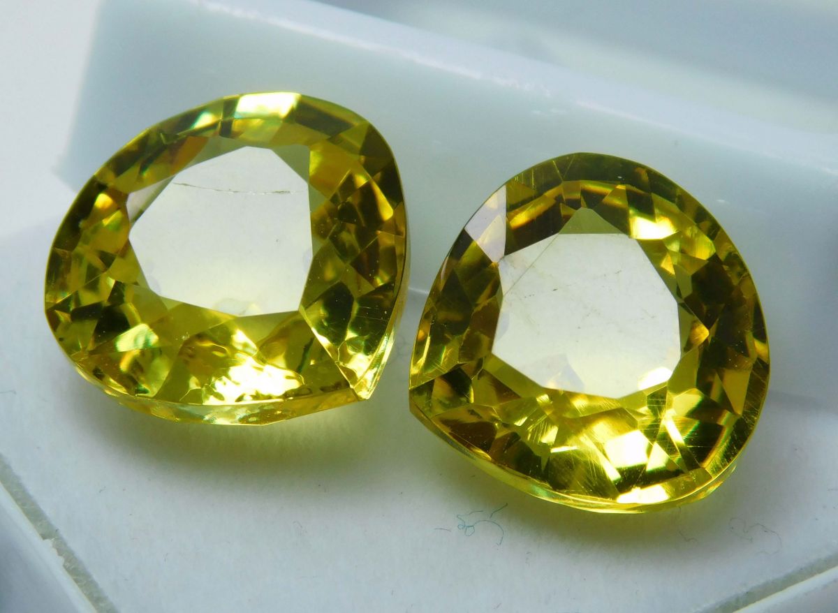 21 Ct Natural Yellow Sapphire Pear Shape Certified Loose Gemstone Pair