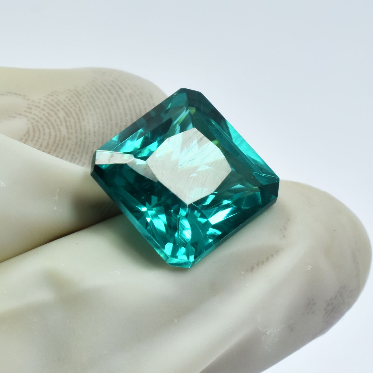 10.00 Carat Natural World Best Green Garnet CERTIFIED Gemstone Loose Square Cut