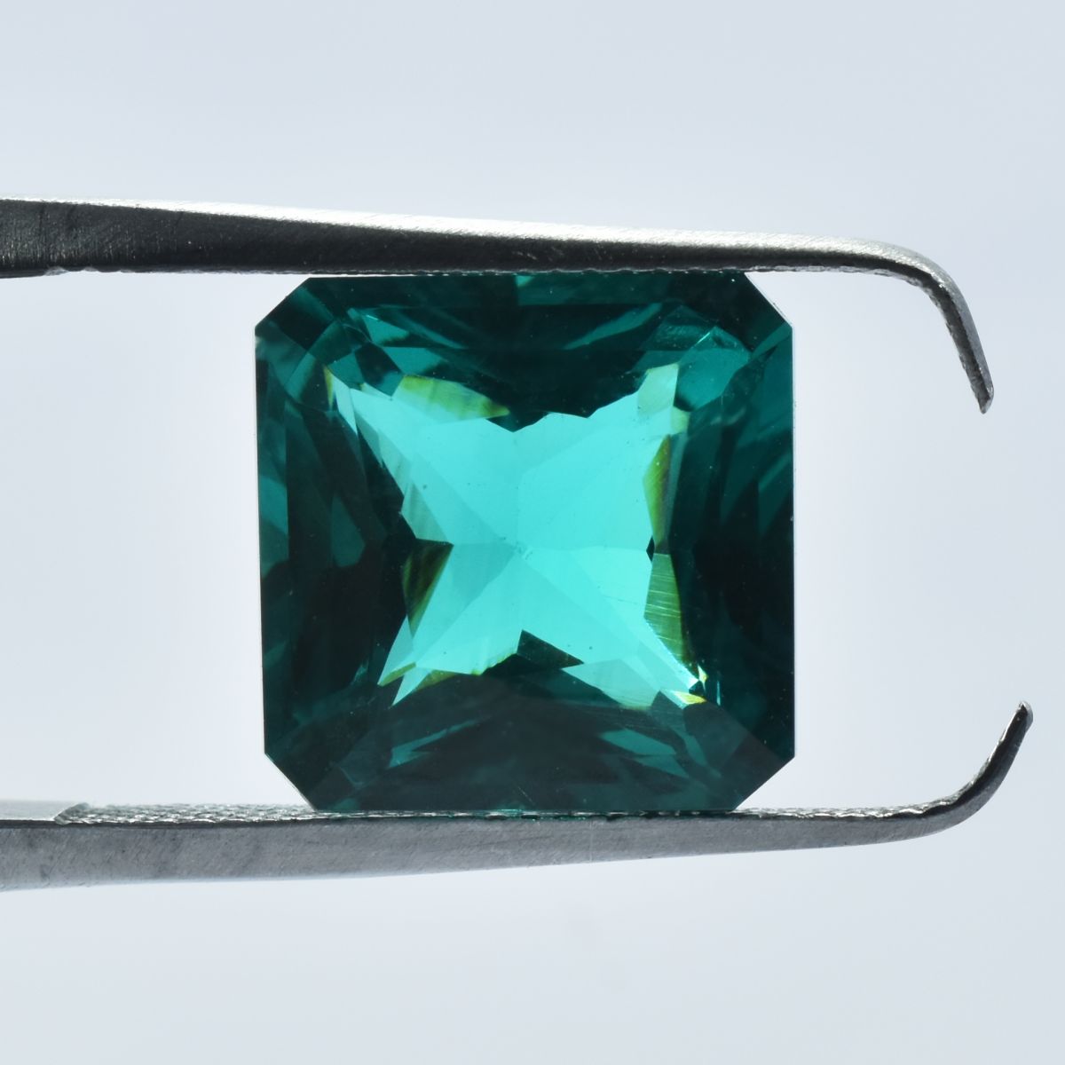 10.00 Carat Natural World Best Green Garnet CERTIFIED Gemstone Loose Square Cut