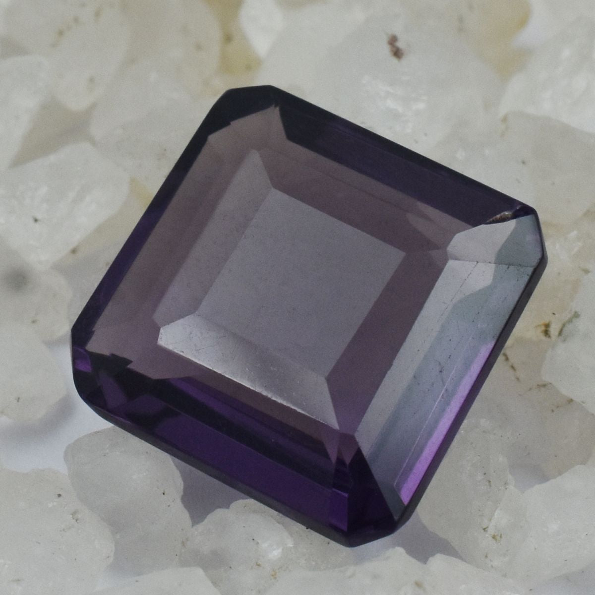 Square Cut CERTIFIED 9.45 Carat Natural Purple Tanzanite Loose Gemstone