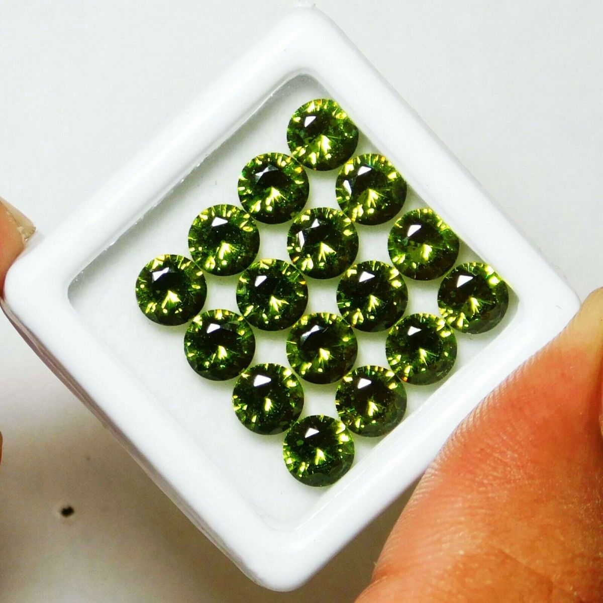 5 MM Round Cut CERTIFIED 16 PCS Natural Green Sapphire Best Loose Gemstone Lot