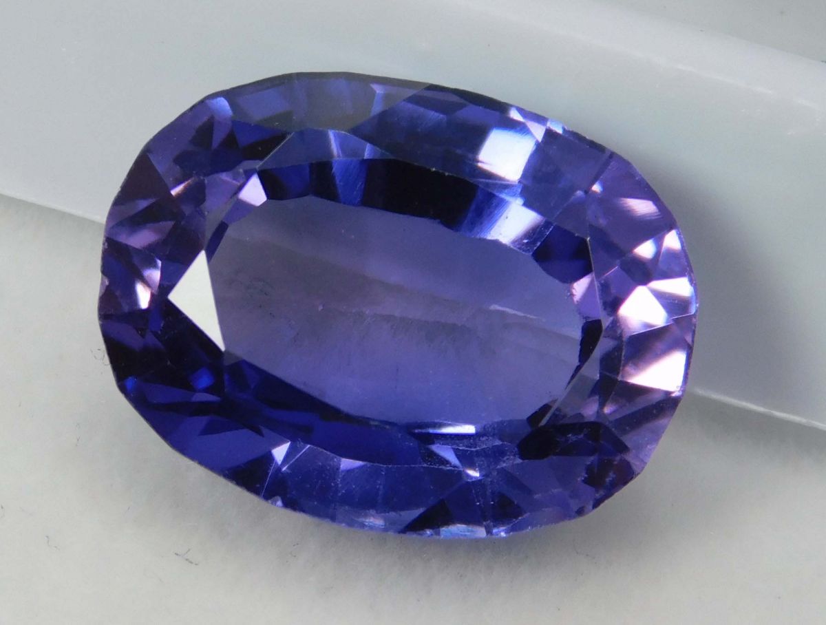 11.68 Ct CERTIFIED Loose Gemstone Natural Alexandrite Oval Cut Color Change