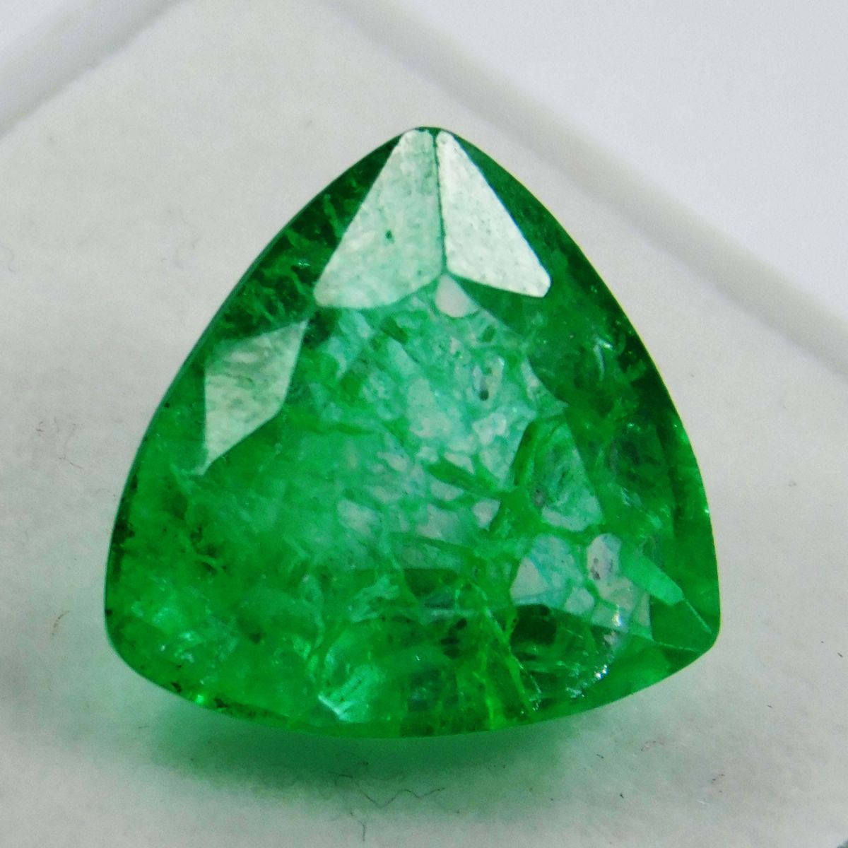 Natural Colombian Emerald Trillion Cut 7.52 Ct Green CERTIFIED Loose Gemstone