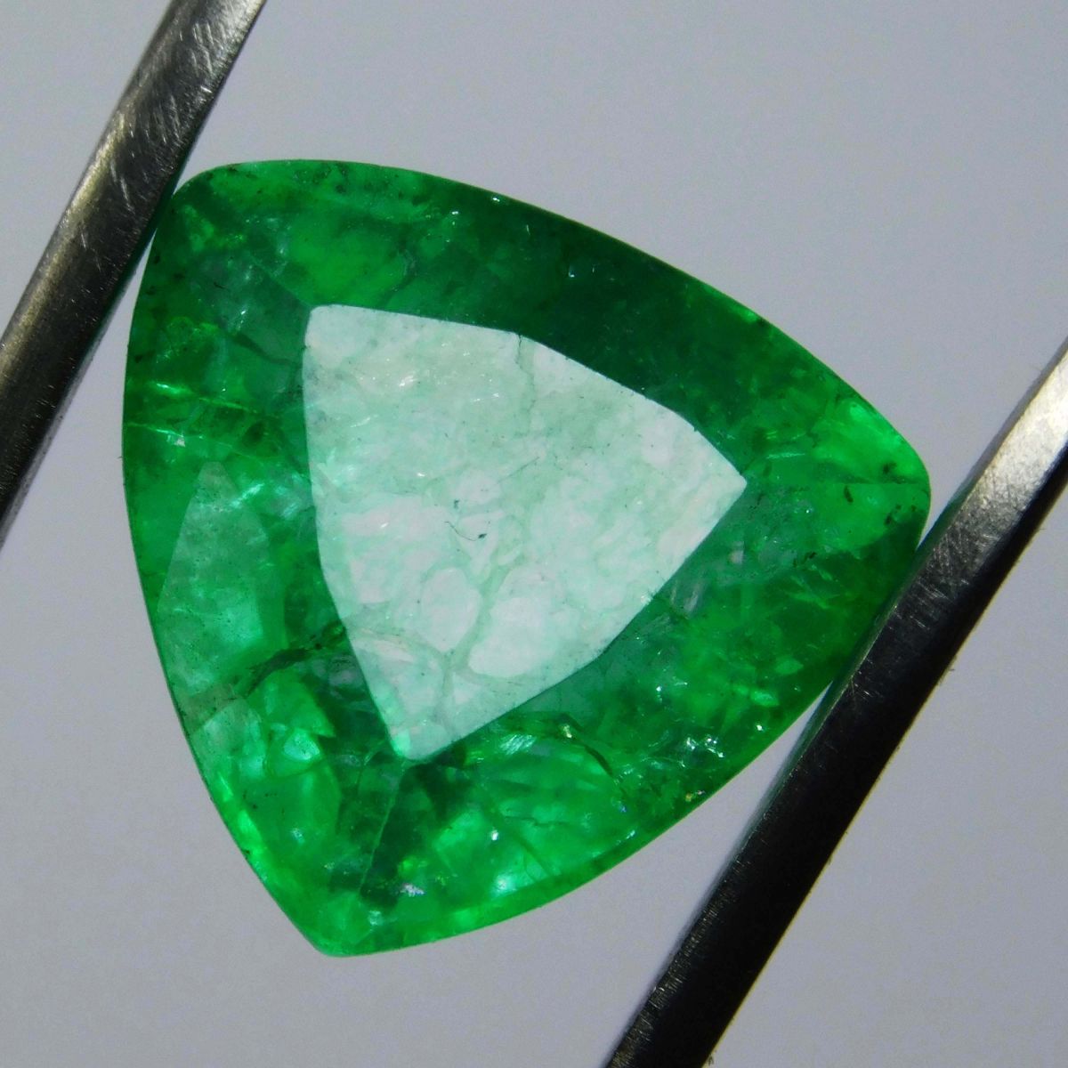 Natural Colombian Emerald Trillion Cut 7.52 Ct Green CERTIFIED Loose Gemstone