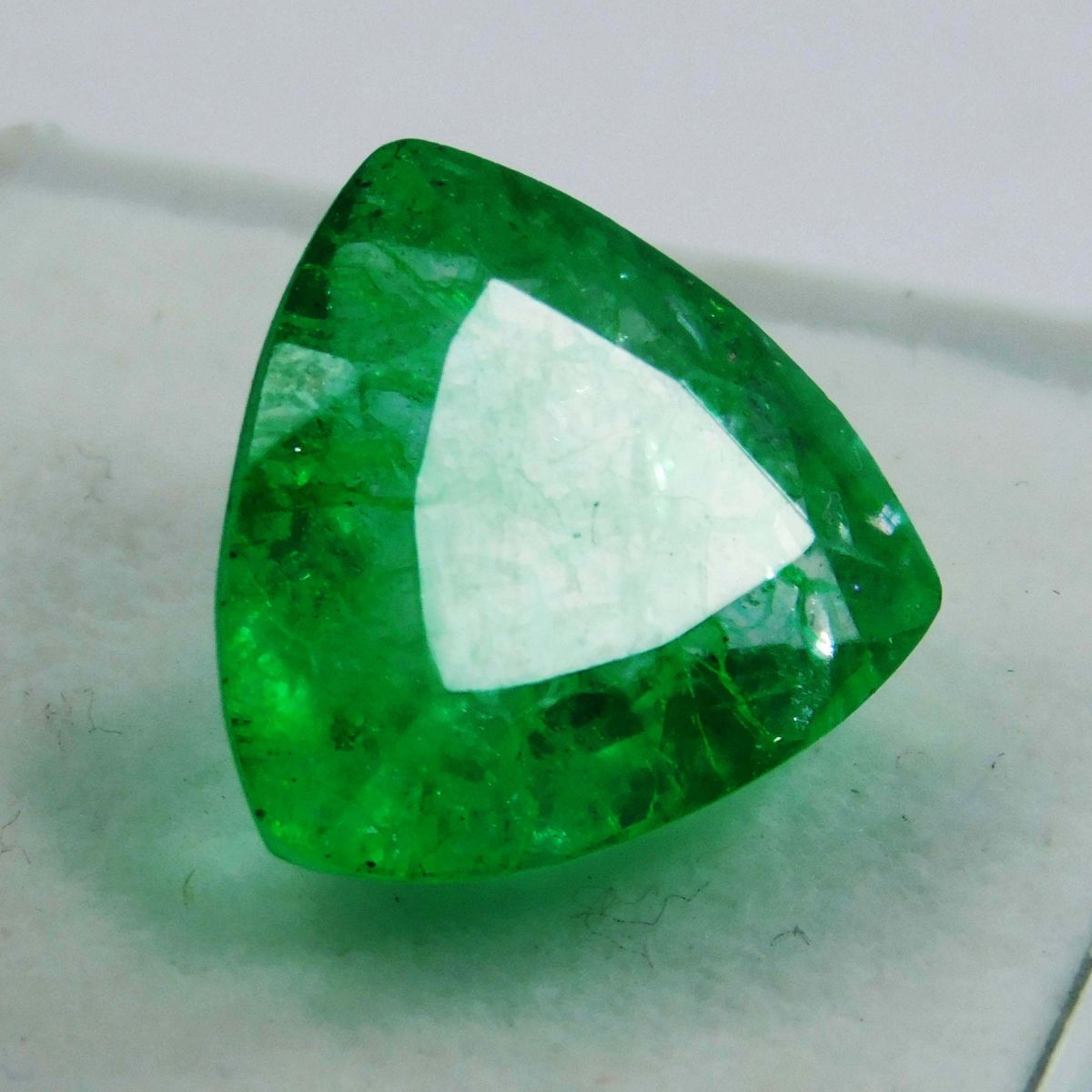 Natural Colombian Emerald Trillion Cut 7.52 Ct Green CERTIFIED Loose Gemstone