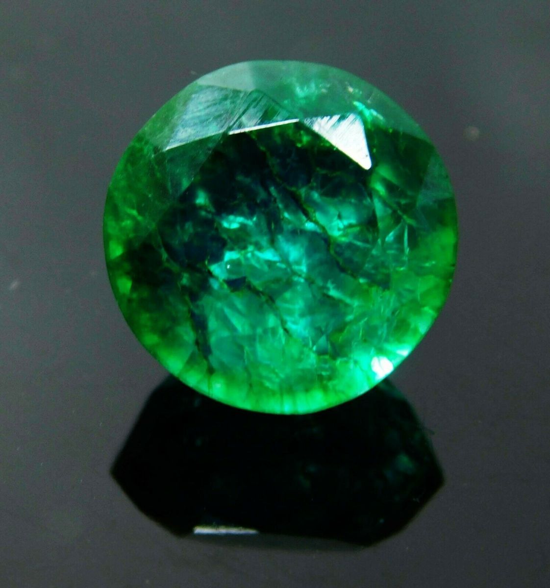 Precious Natural AAA+ Emerald Green Round Shape 7.10 Ct CERTIFIED Loose Gemstone