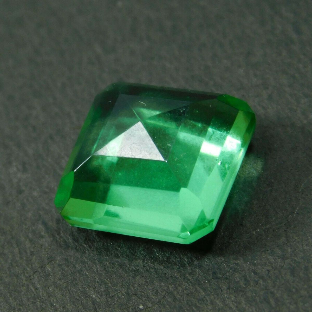 7.99 Ct Lab-Created Green Colombian Emerald Square Cut CERTIFIED Loose Gemstones