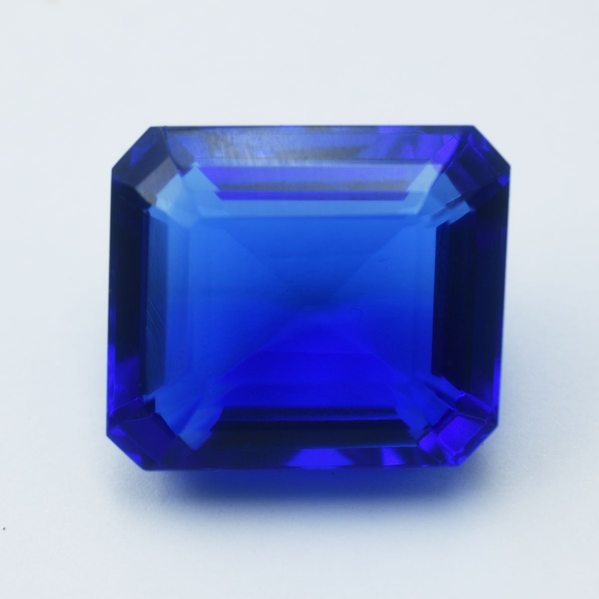 60.75 Ct Lab-Created CERTIFIED Blue Loose Gemstone Sapphire Emerald Shape