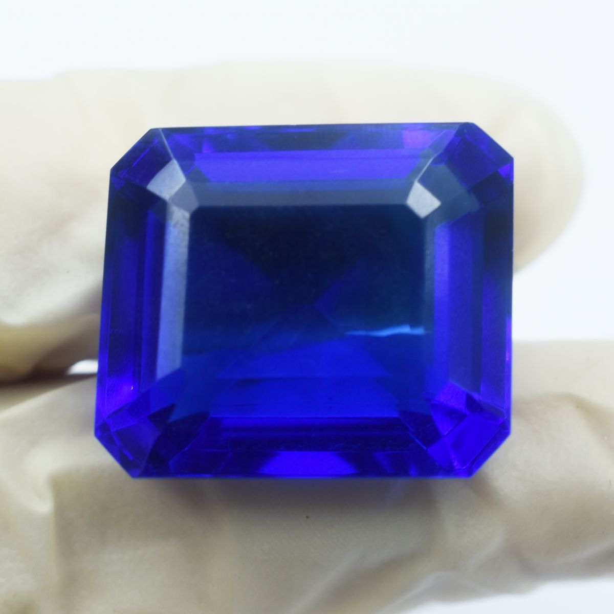 60.75 Ct Lab-Created CERTIFIED Blue Loose Gemstone Sapphire Emerald Shape