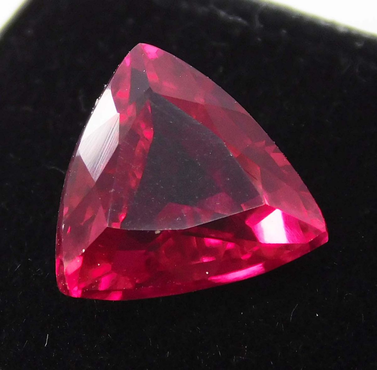 CERTIFIED 8.32 Ct Natural Red Ruby Trillion Shape Ring Size Loose Gemstone