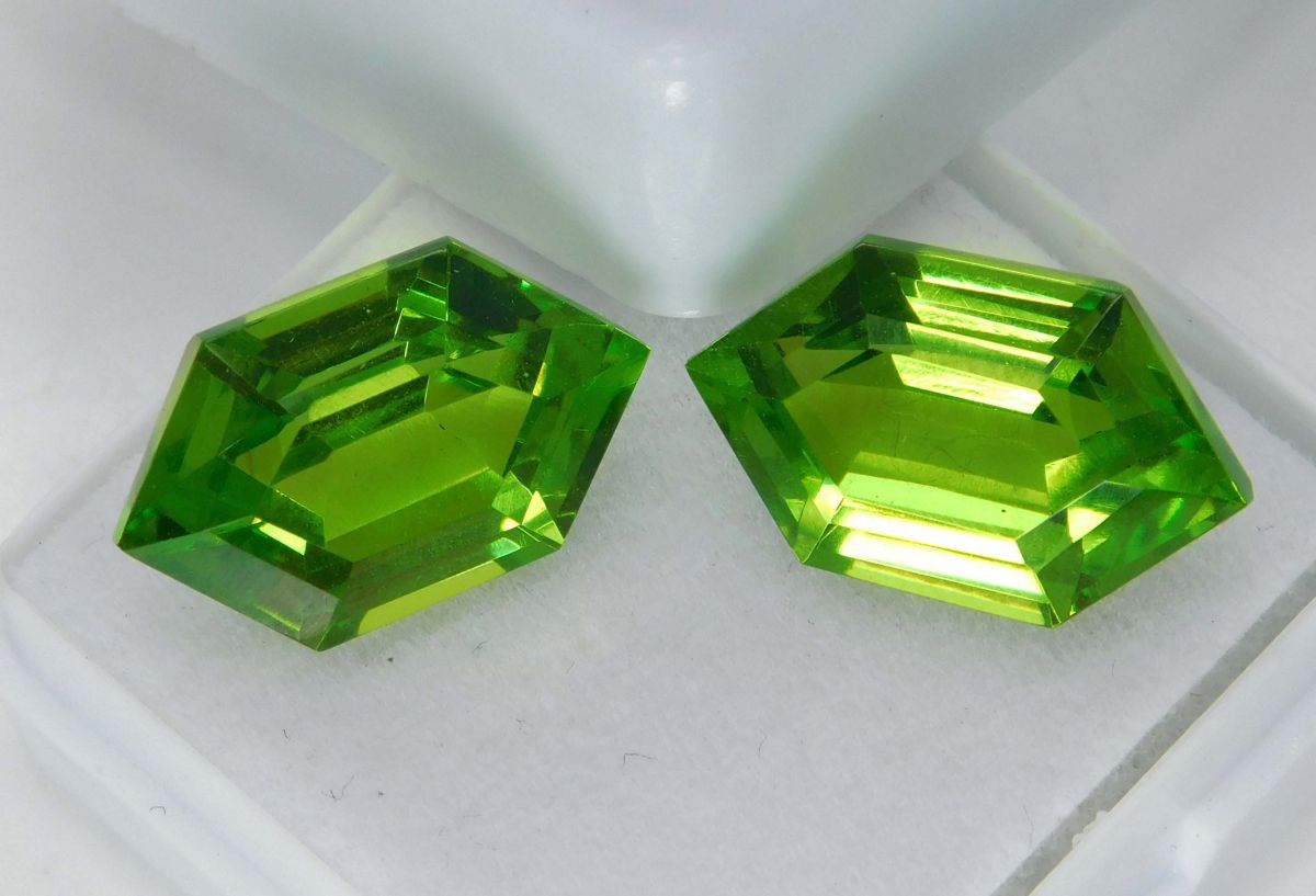 18.26 Ct Fancy Cut Natural Green Peridot CERTIFIED Loose Gemstones Pair