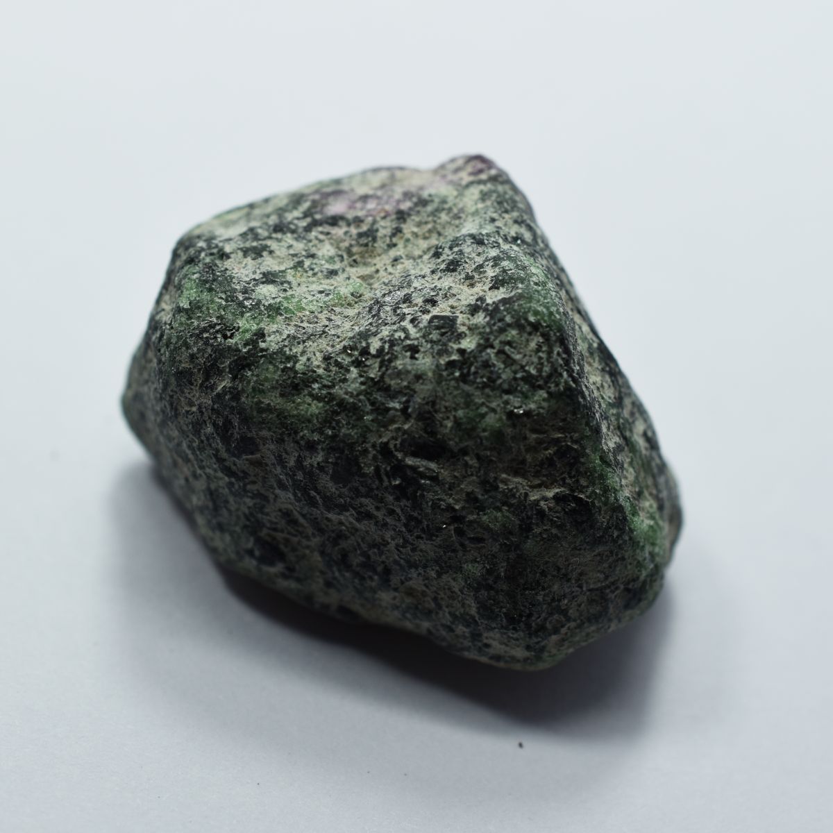 CERTIFIED Loose Gemstone 231.45 Ct Natural Green Red Ruby Zoisite Uncut Rough