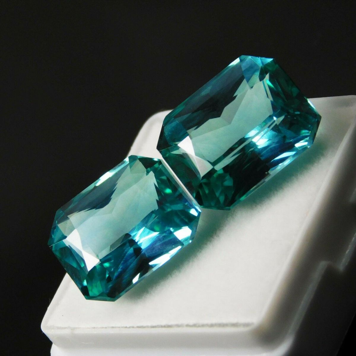 20 Ct NATURAL Montana Sapphire CERTIFIED Green Loose Gemstone Emerald Shape Pair