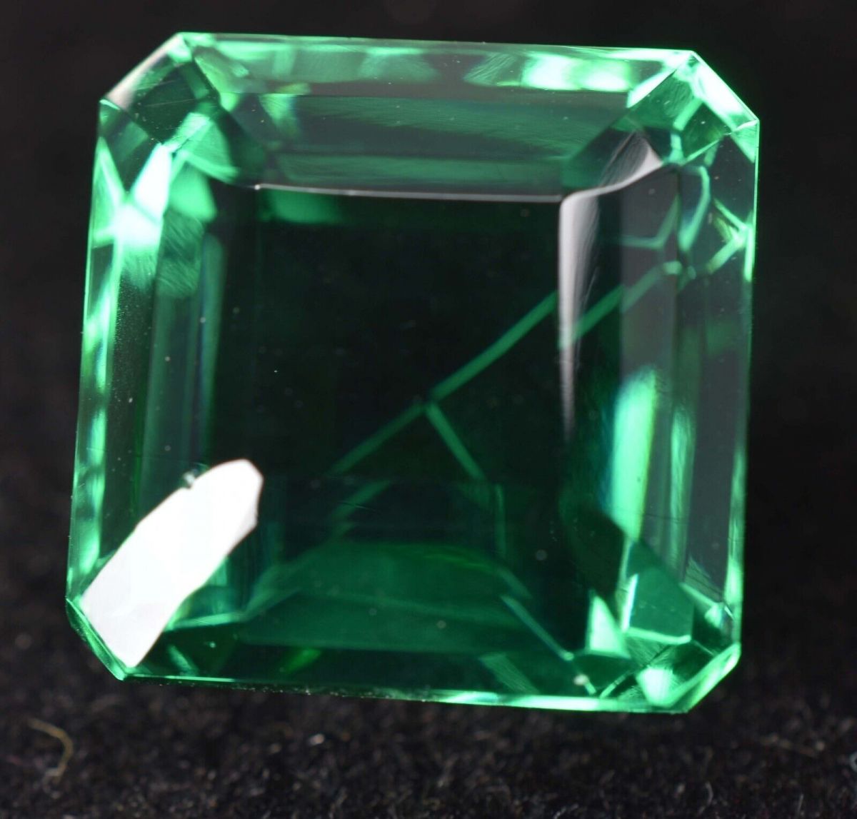 Glorious Green Square Cut 23.70 Ct Lab-Created Emerald CERTIFIED Loose Gemstone