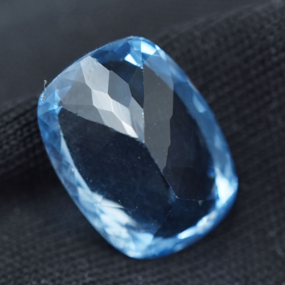 5.70 Carat Cushion Shape Blue Sapphire CERTIFIED Natural Loose Gemstone