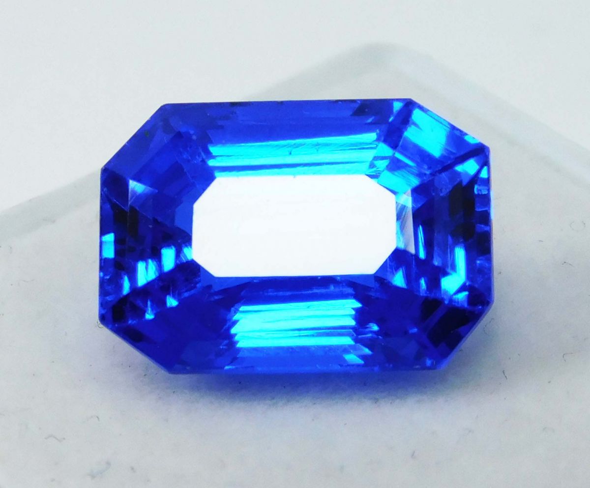 Blue Emerald Shape Natural Sapphire 8.63 Ct Certified Excellent Loose Gemstone