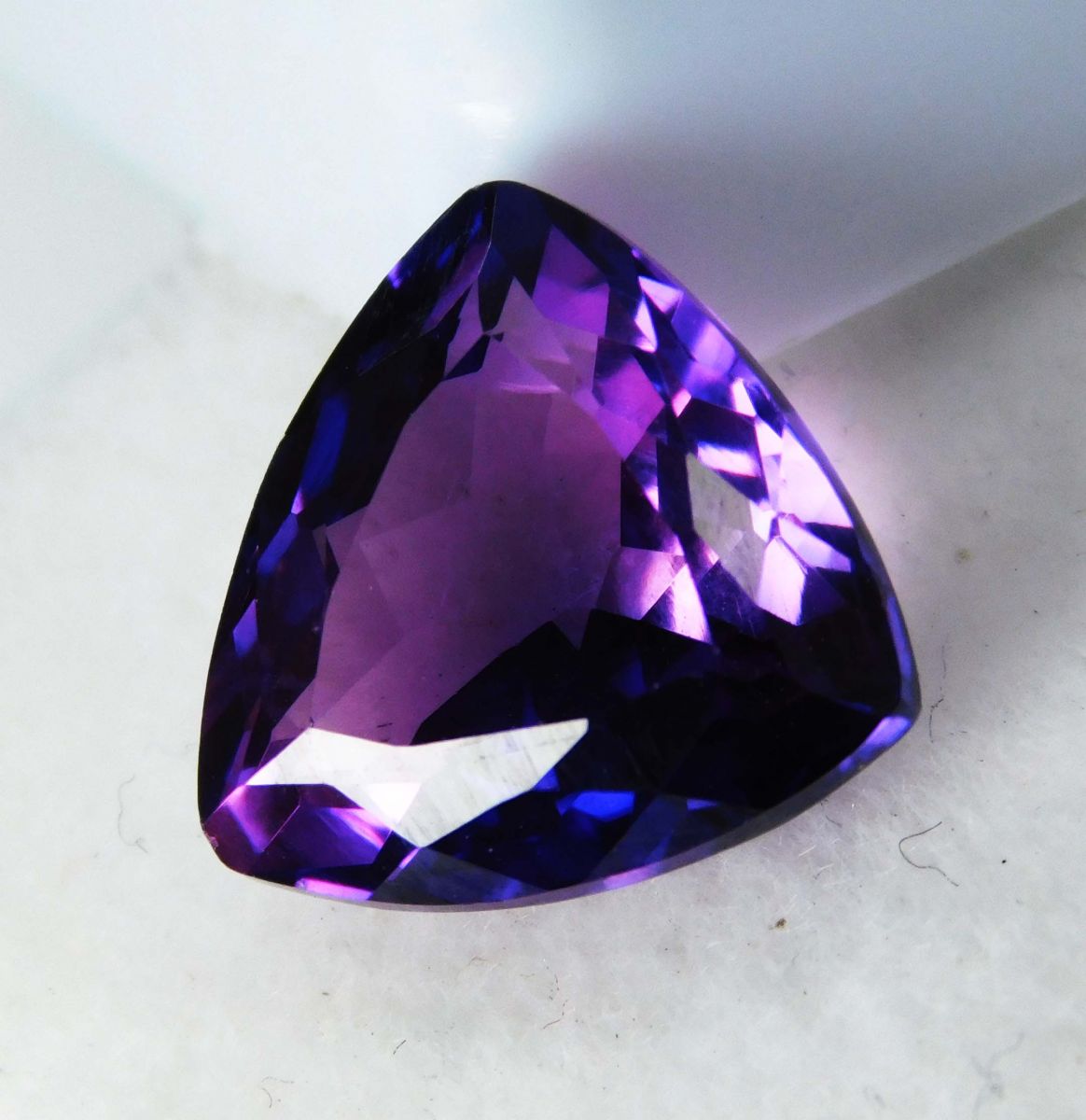 Splendid Natural 7.69 Ct Purple Tanzanite Trillion Cut CERTIFIED Loose Gemstone