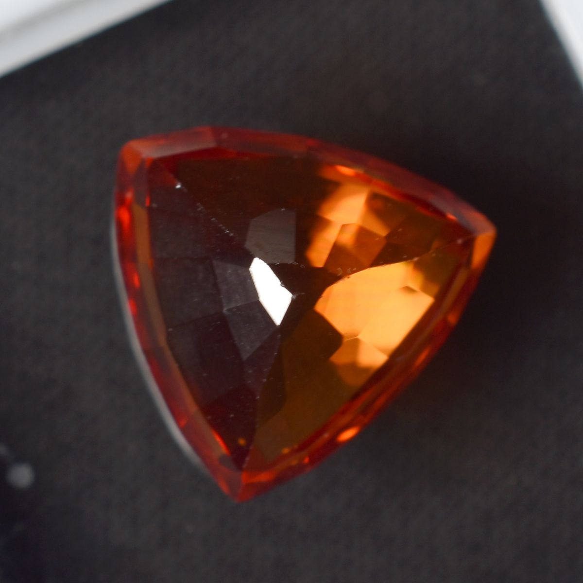 7 Carat Trillion Cut Natural Stunning Orange Sapphire Loose Gemstone CERTIFIED