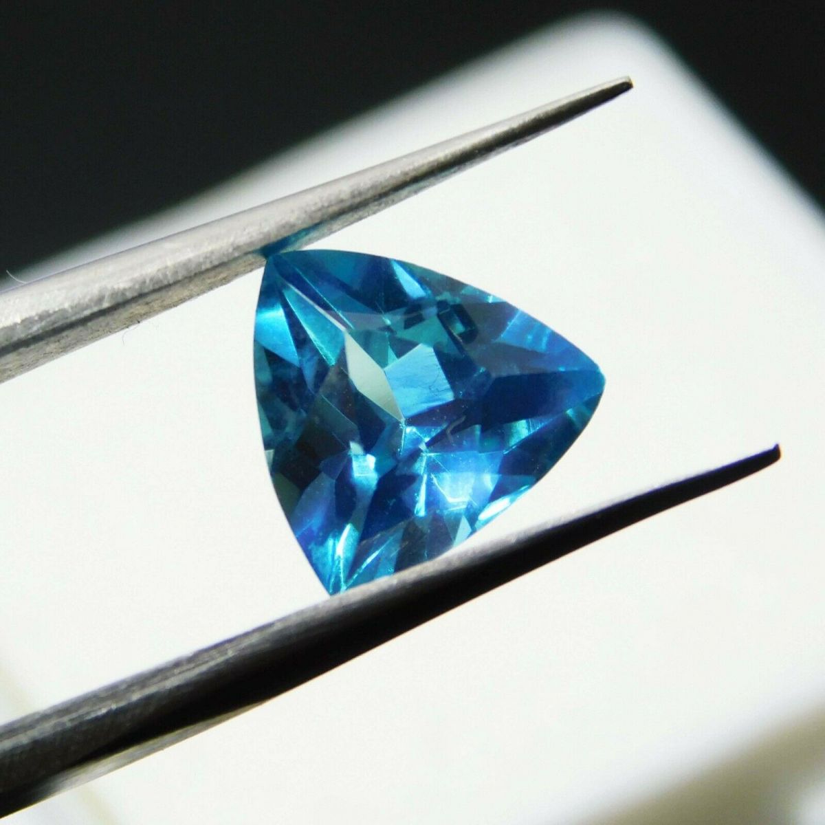 2 Ct Natural Montana Sapphire Trillion Cut Certified Loose Gemstone Royal Color