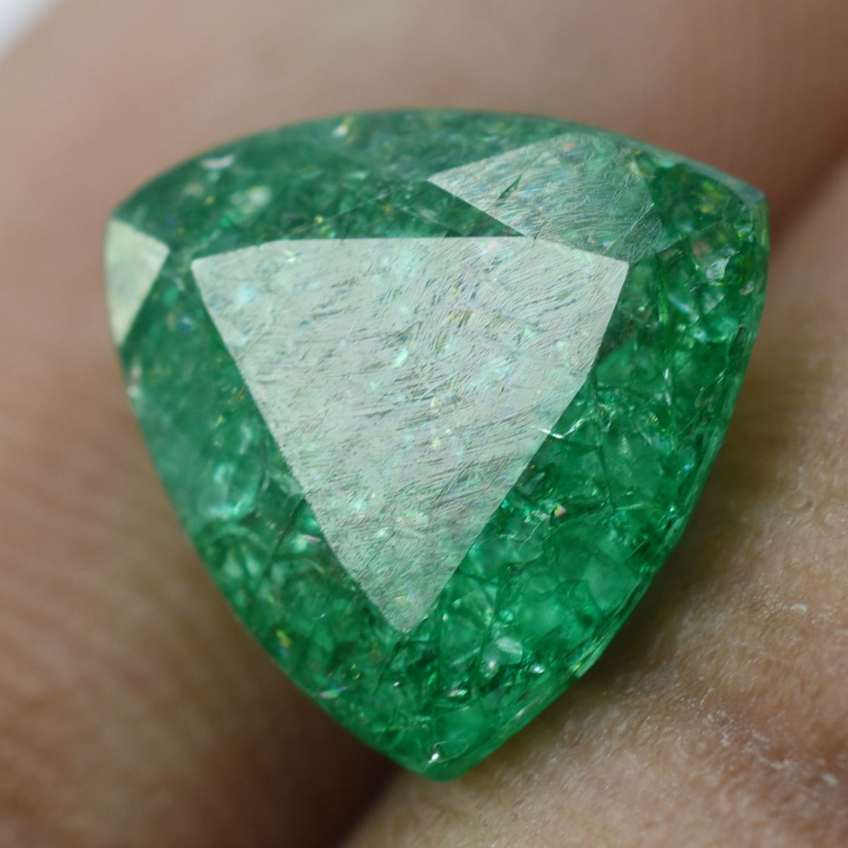 Emerald Green Trillion Cut 7 Ct CERTIFIED A+ Quality Natural Loose Gemstone