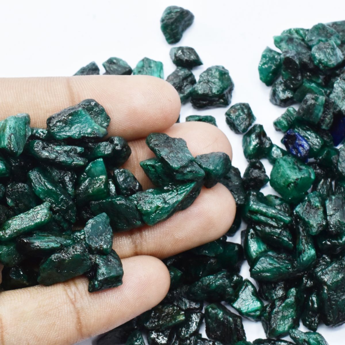 CERTIFIED 1000 Carat Natural Green Emerald Uncut Rough Loose Gemstone Lot