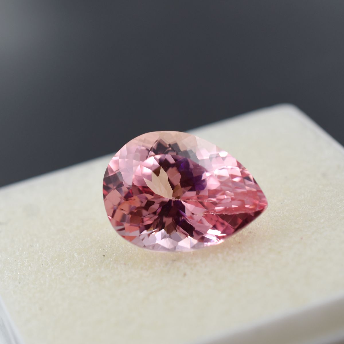 Pear Cut 12.40 Ct Natural Loose Gemstone CERTIFIED Padparadscha Sapphire