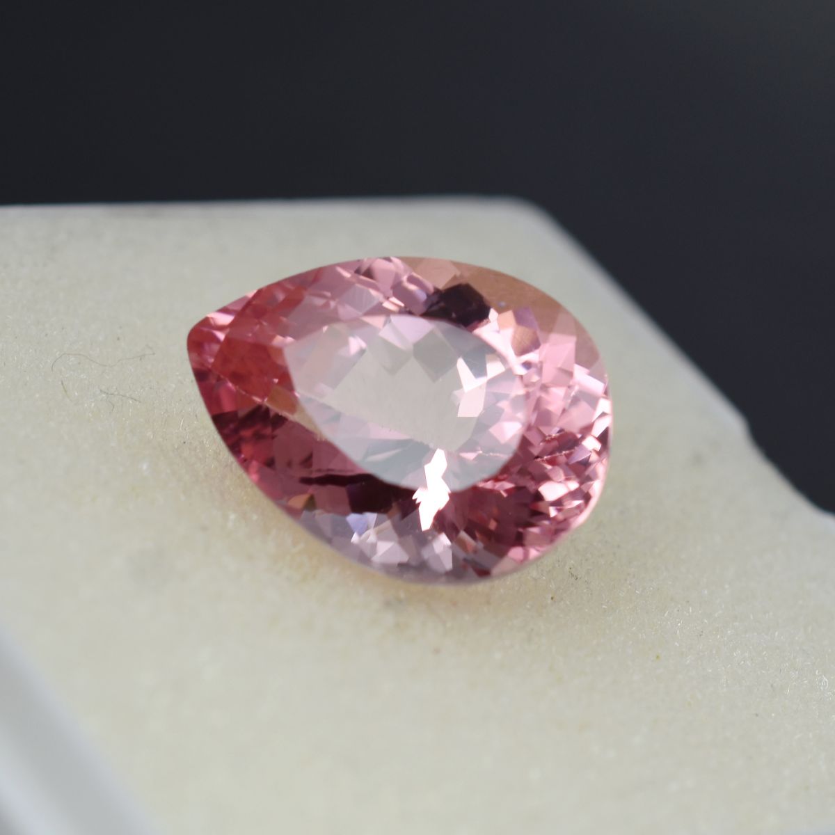 Pear Cut 12.40 Ct Natural Loose Gemstone CERTIFIED Padparadscha Sapphire